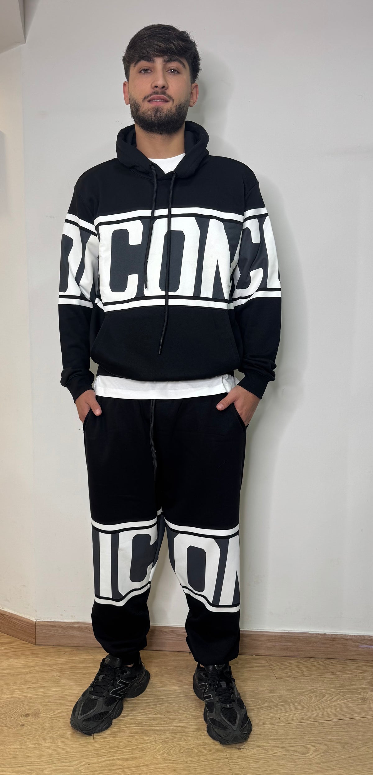 Tuta ICON 053