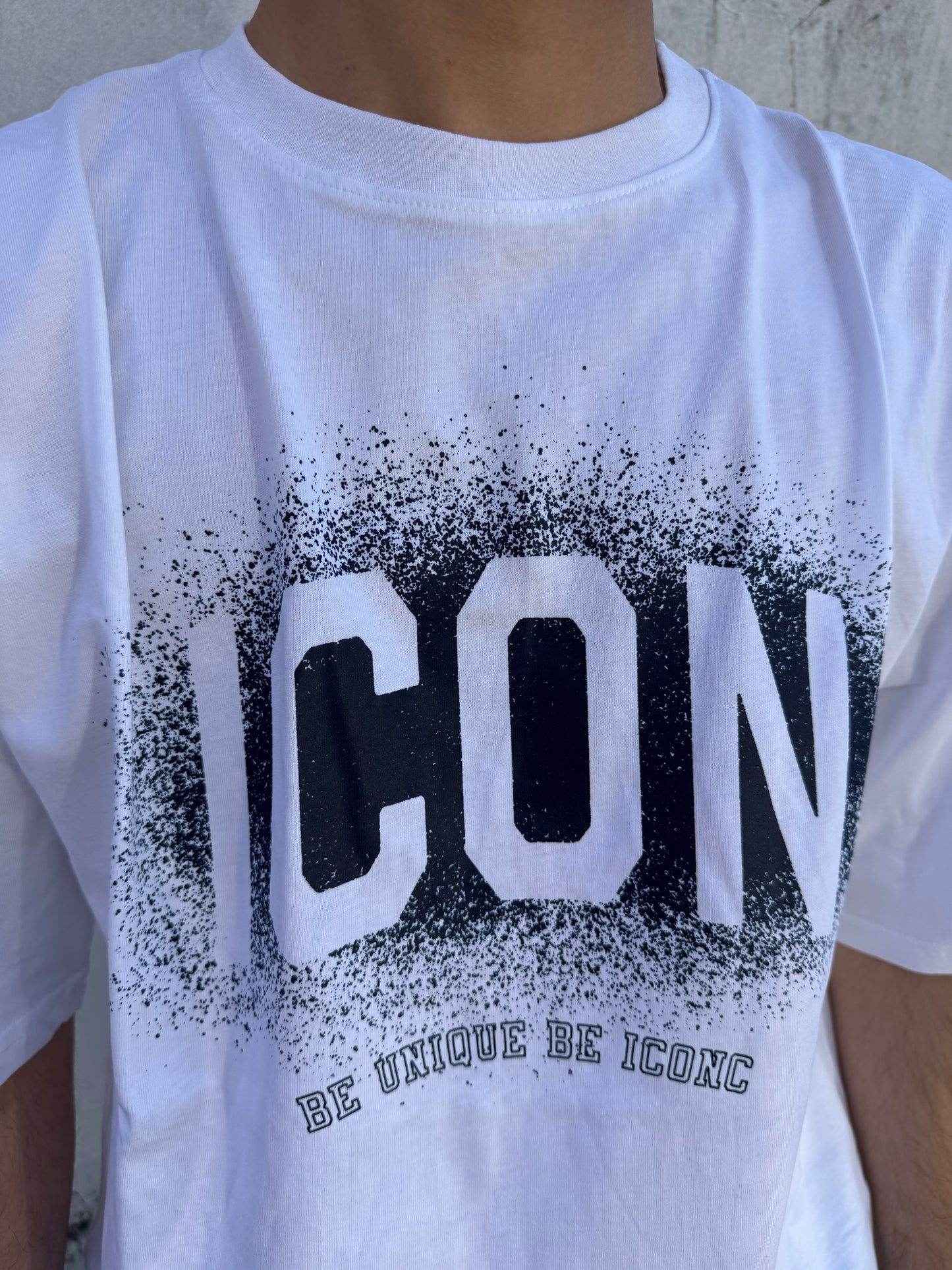 T-shirt ICON 09